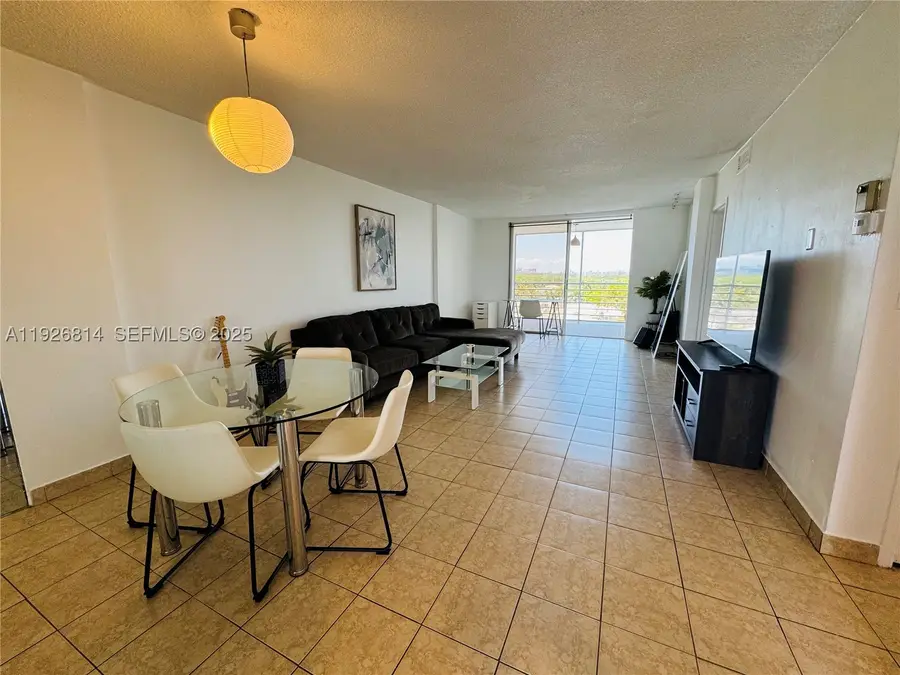 3660 NE 166th St #812, North Miami Beach, FL 33160 - #3
