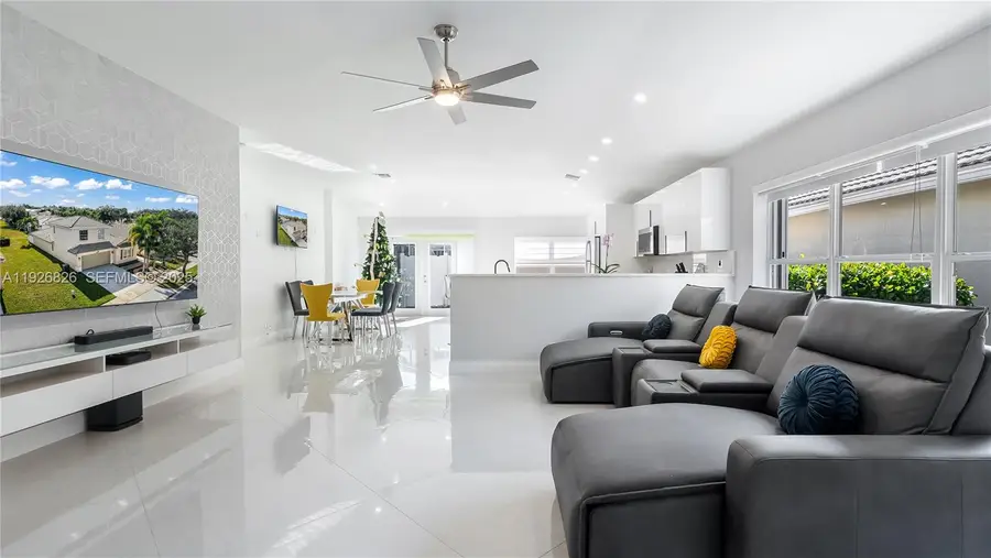 4908 Lombard Pass Dr, Lake Worth, FL 33463 - Image #2