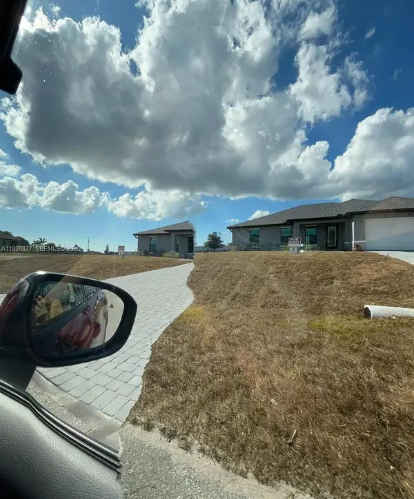 2002 NW 3 Ter, Cape Coral, FL 33993