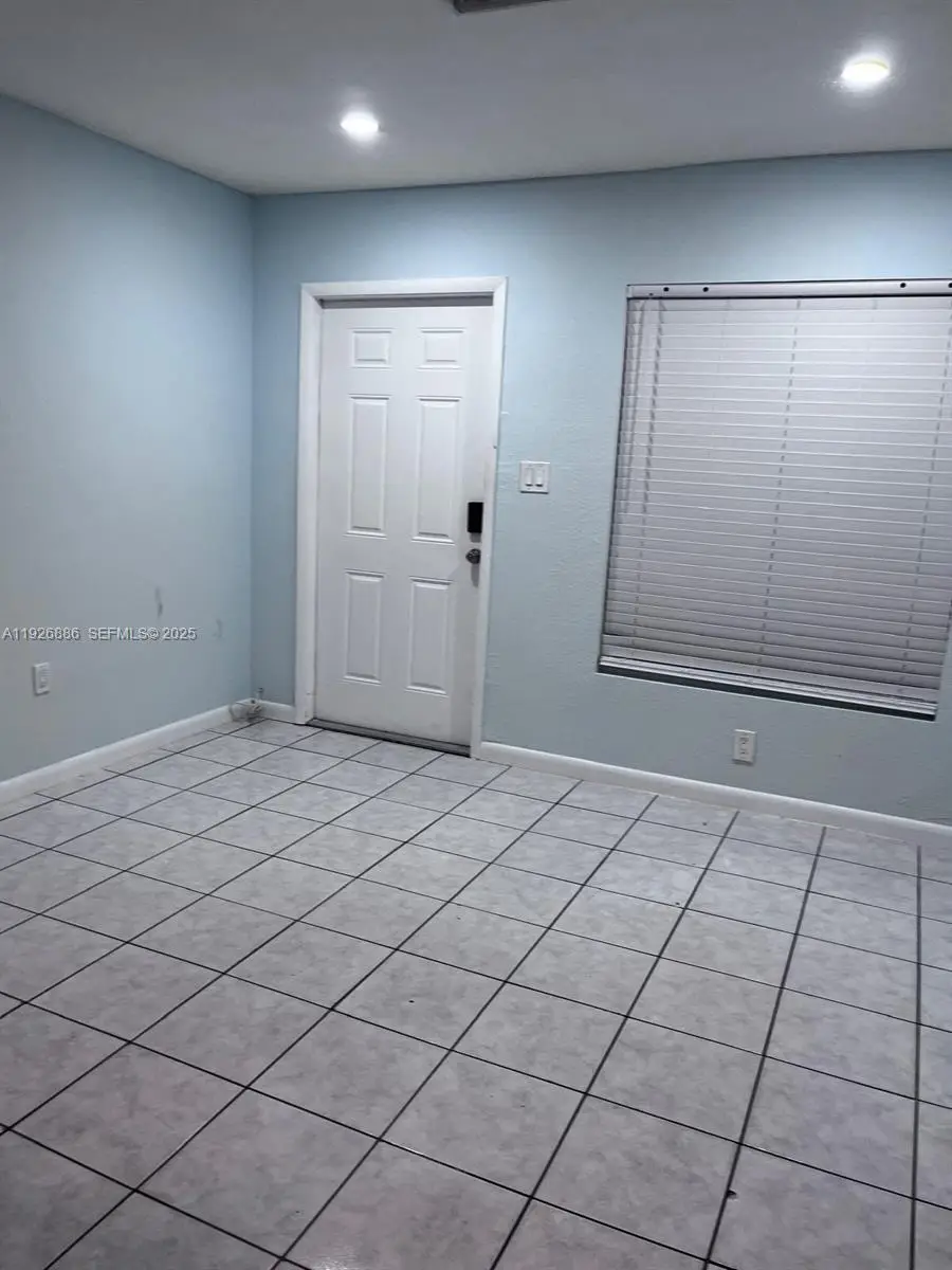 1533 NW 2nd Ave, Fort Lauderdale, FL 33311 - Image #2