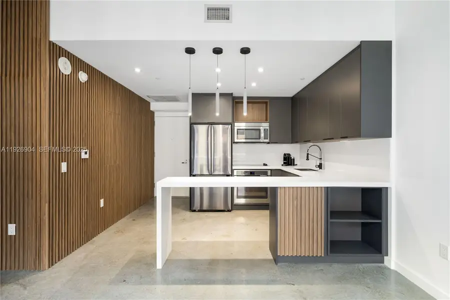 151 SE 1st St #905, Miami, FL 33131 - Image #2