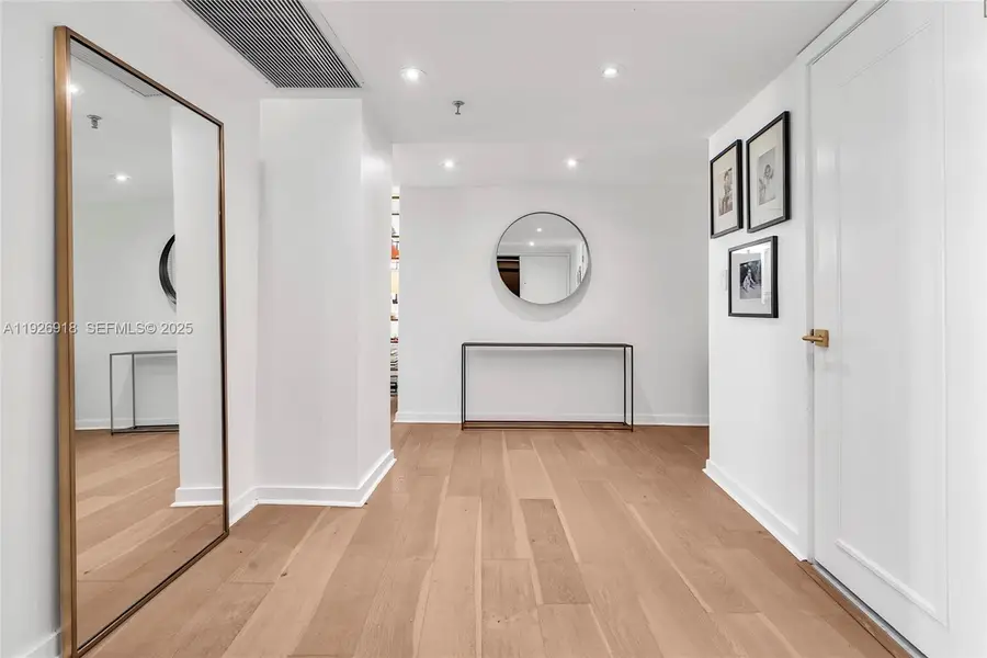 9 Island Ave #415, Miami Beach, FL 33139 - Image #2