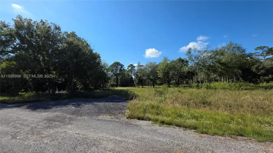 340 N Jinete St, Clewiston, FL 33440 - Image #2