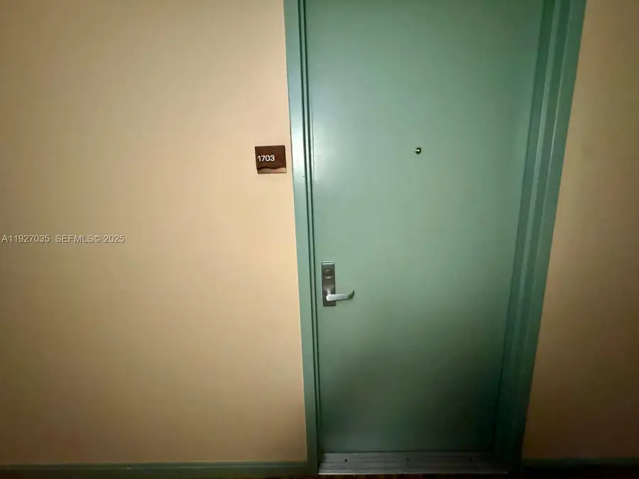 50 Biscayne Blvd #1703, Miami, FL 33132 - Image #3