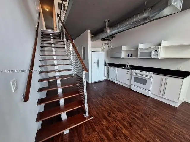 690 SW 1st Ct #2711, Miami, FL 33130 - Image #3