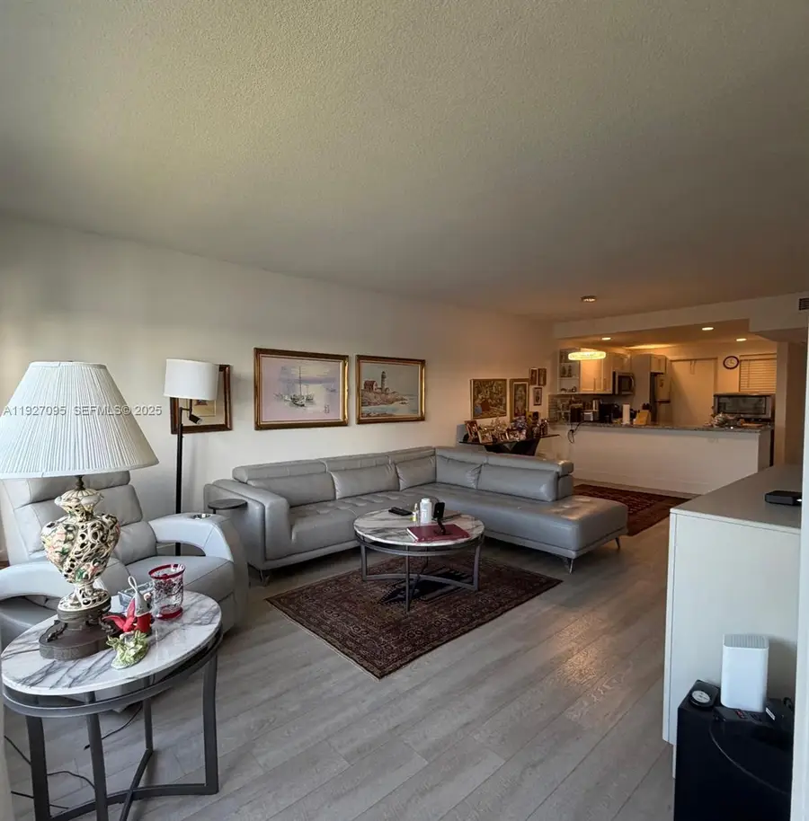 2801 N Palm Aire Dr #405, Pompano Beach, FL 33069 - Image #3