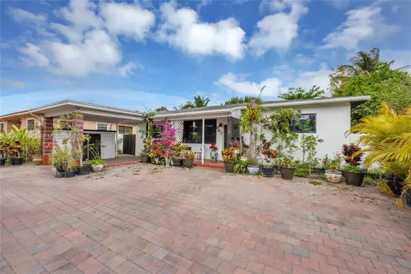 887 NE 145th St, North Miami, FL 33161