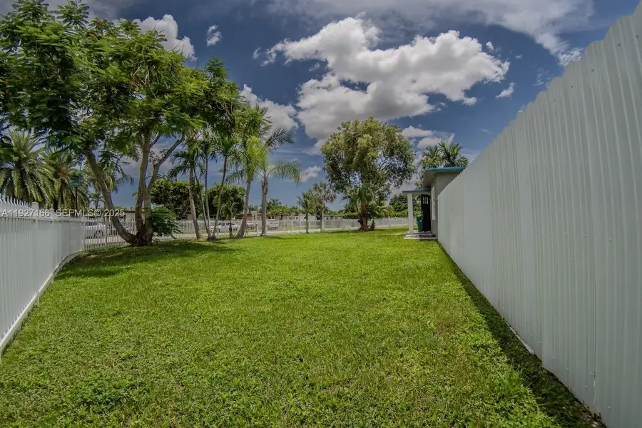 14920 Garfield Dr, Homestead, FL 33033 - Image #3