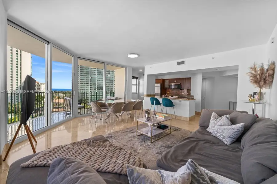 19900 E Country Club Dr #1112, Aventura, FL 33180 - Image #2