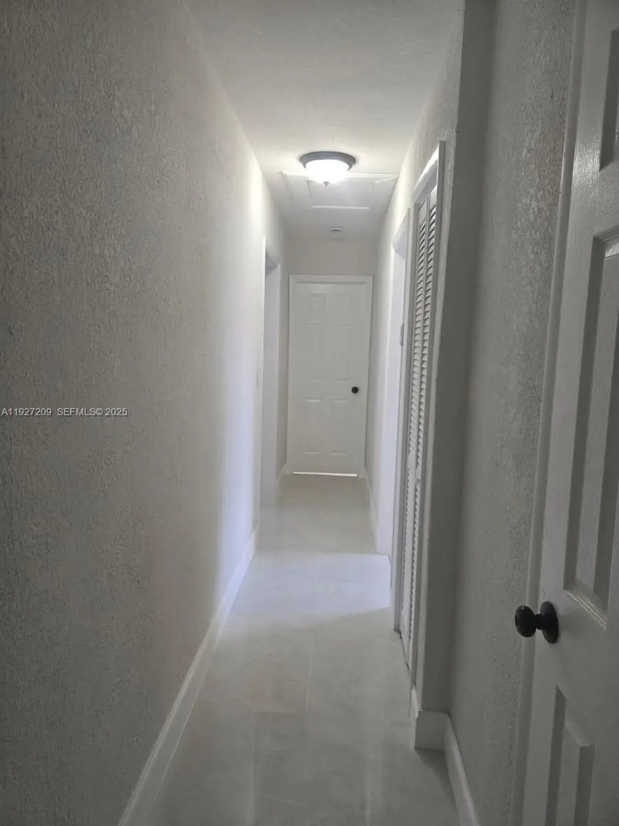 6455 Custer St, Hollywood, FL 33024 - Image #3