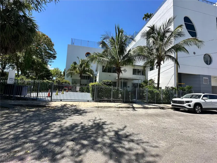 364 SW 11th St, Miami, FL 33130 - Image #2