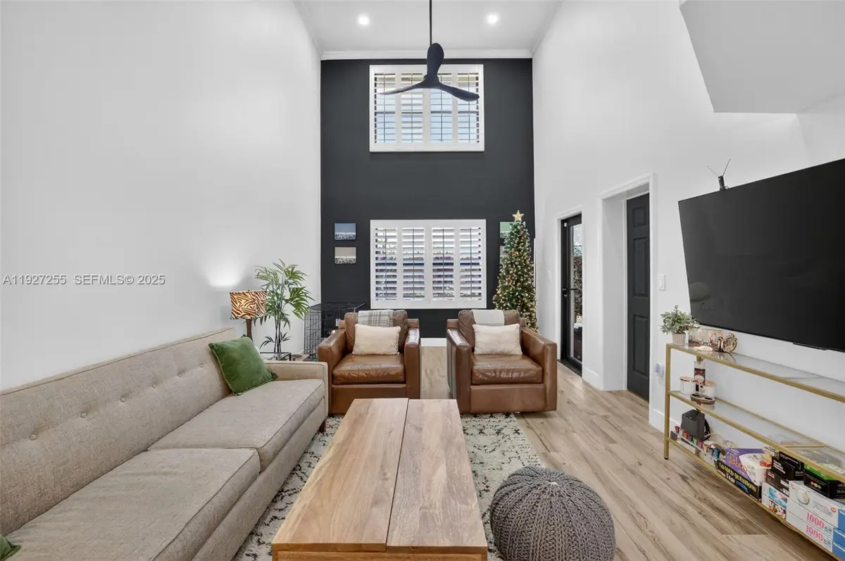 237 City View Dr #237, Fort Lauderdale, FL 33311 - Image #1