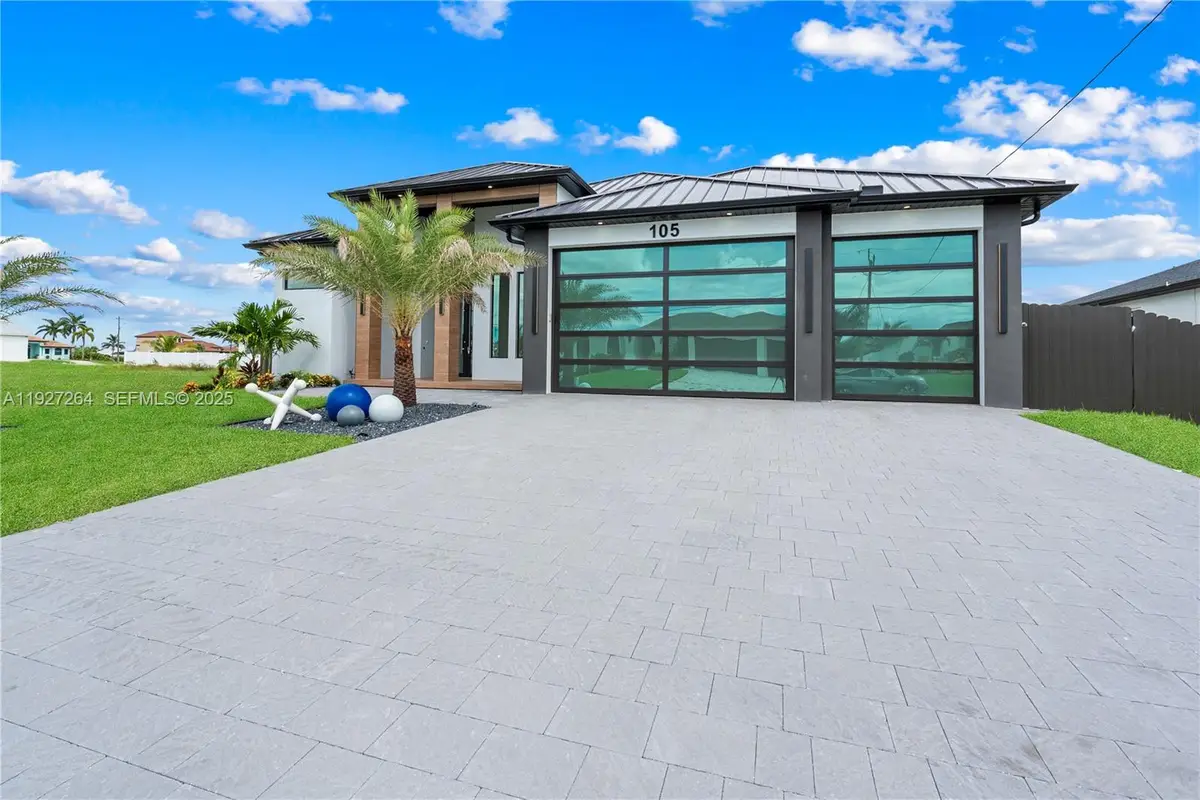 105 Sw 33rd Pl, Cape Coral, FL 33991 - Image #1