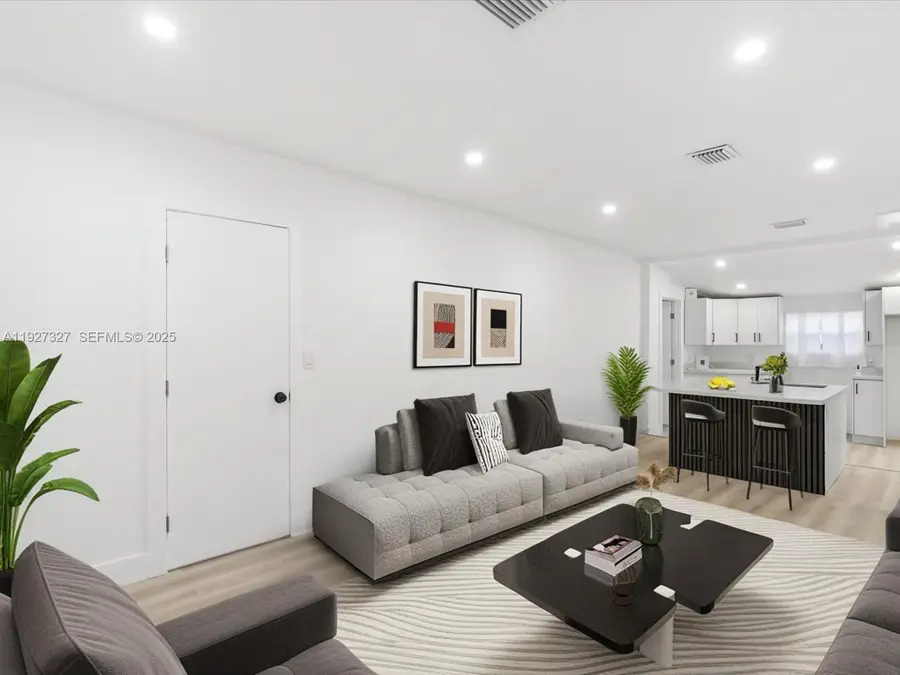 6318 NW 19th Ct, Miami, FL 33147 - Image #2