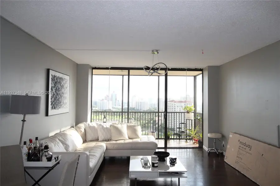 20379 W Country Club Dr #2237, Aventura, FL 33180 - Image #2