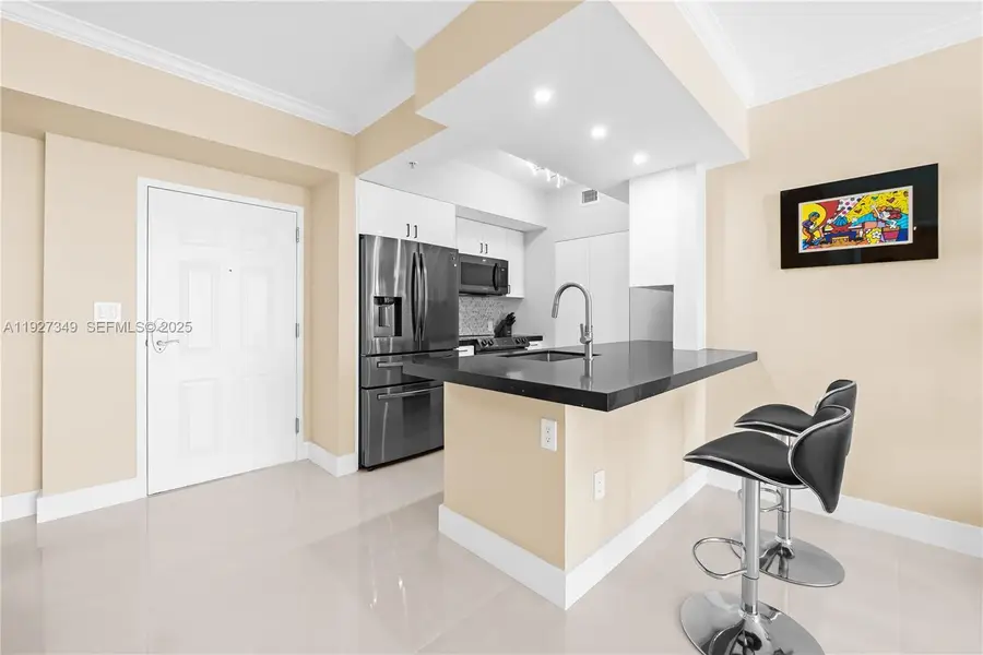 2000 N Bayshore Dr #1503, Miami, FL 33137 - Image #2