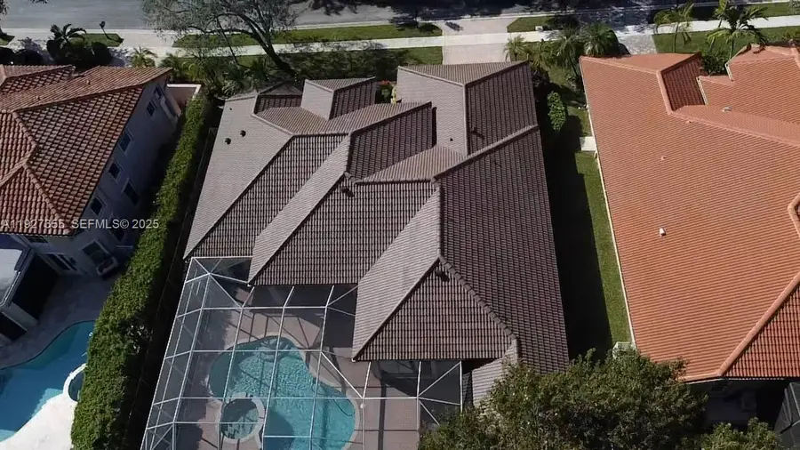 1081 SW 156th Ave, Pembroke Pines, FL 33027 - Image #2