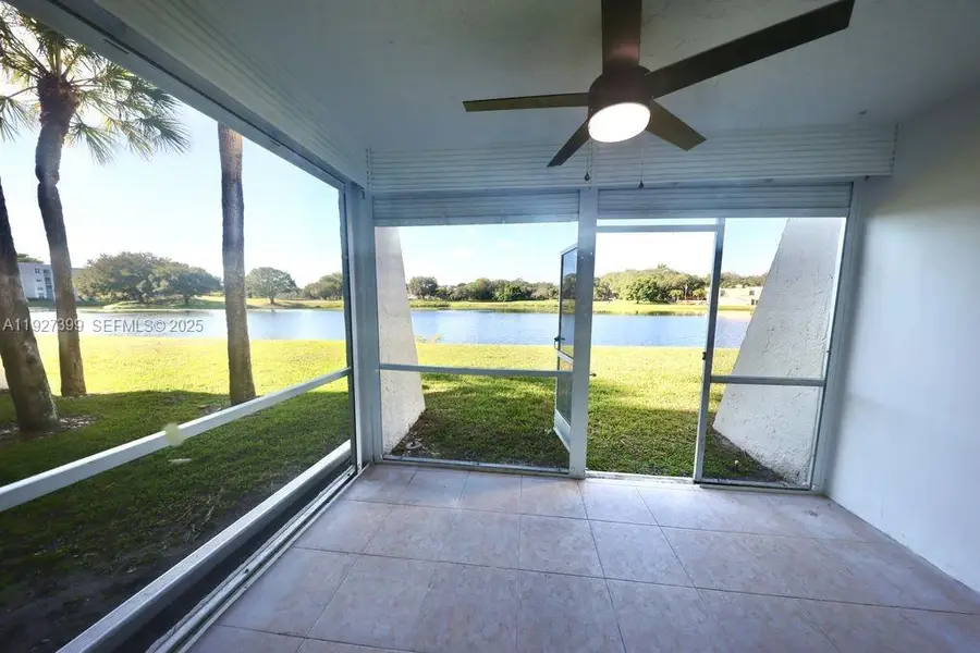 9450 Poinciana Pl #106, Davie, FL 33324 - Image #2