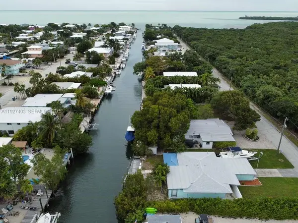 1403 Grouper Dr, Marathon, FL 33050