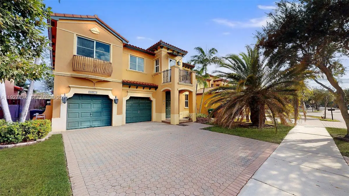 2651 SW 152nd Ct, Miami, FL 33185 - Image #1