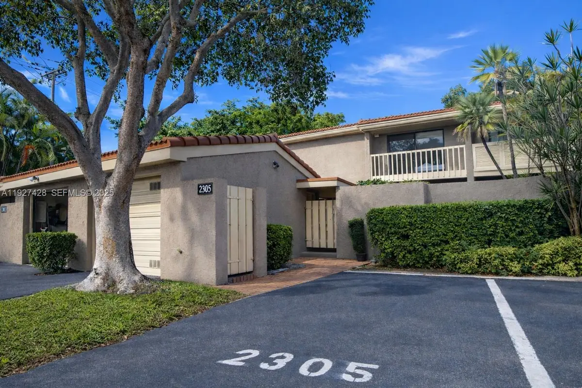 2305 Saint Andrews Rd #129, Hollywood, FL 33021 - Image #1