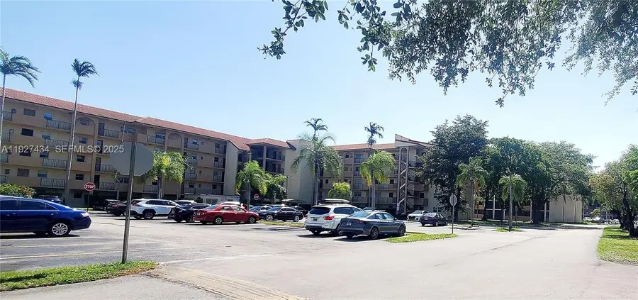 3905 N Nob Hill Rd #510, Sunrise, FL 33351 - Image #2