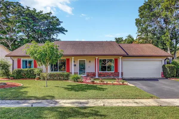 8674 SW 50th St, Cooper City, FL 33328