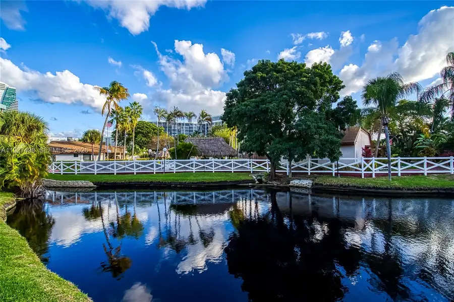 2669 S Parkview Dr, Hallandale Beach, FL 33009 - #3