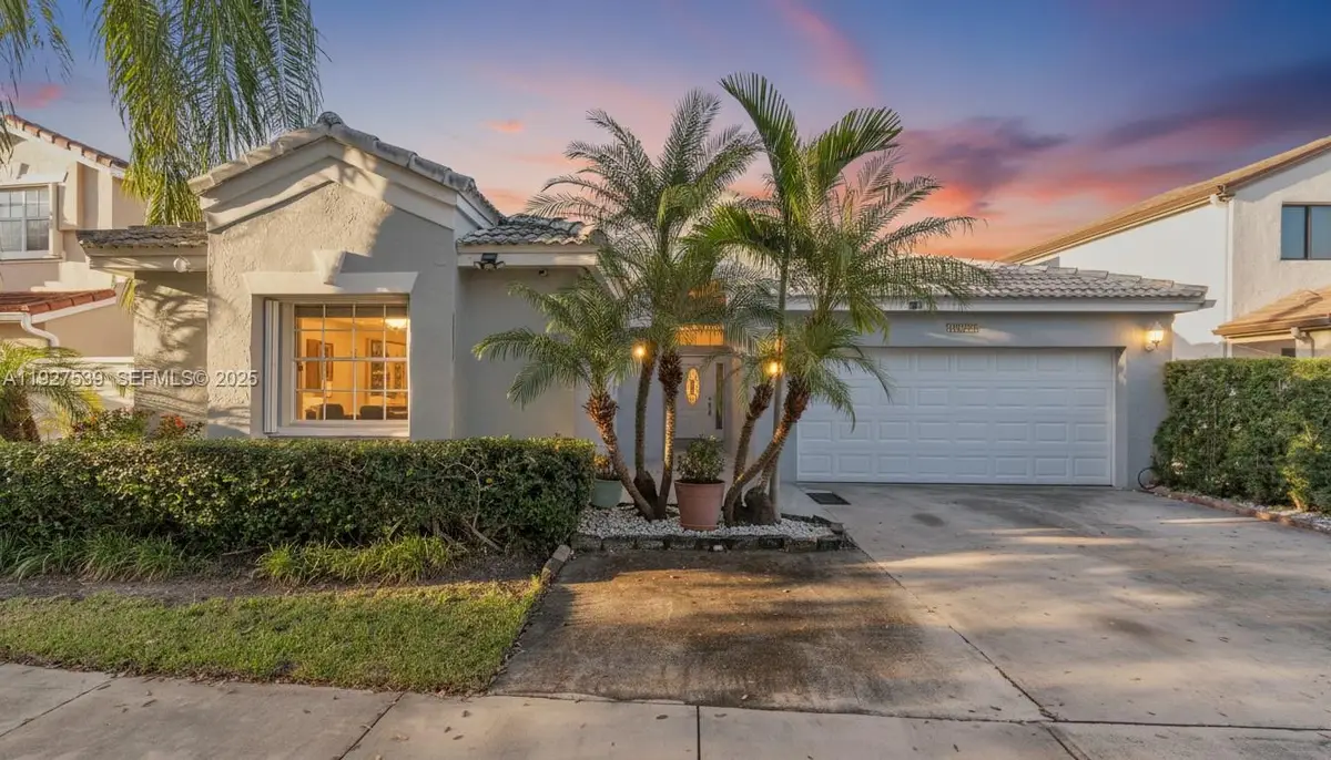 15529 SW 99th Ter, Miami, FL 33196 - Image #1