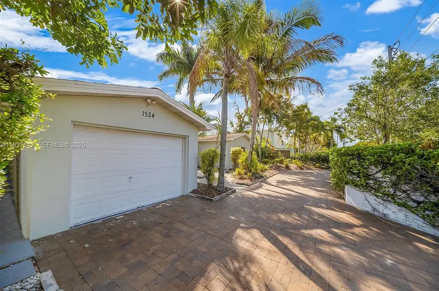 1524 NE 18th Ave, Fort Lauderdale, FL 33304 - Image #2
