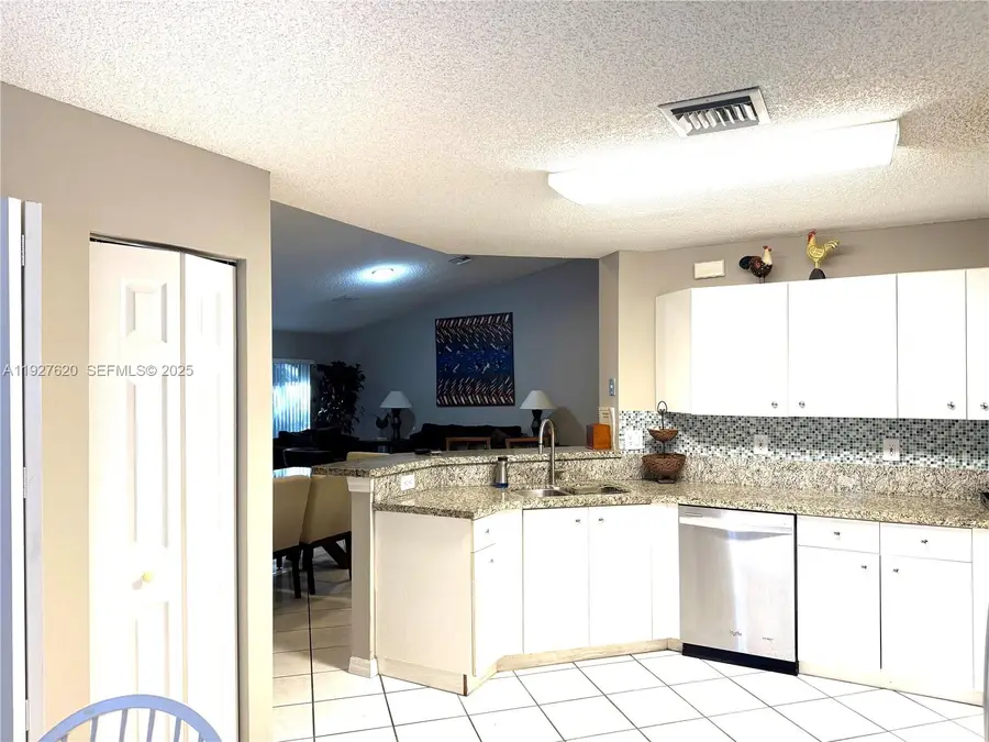 1653 Zenith Way, Weston, FL 33327 - Image #3