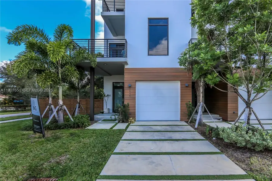 1640 Mckinley St, Hollywood, FL 33020 - Image #3