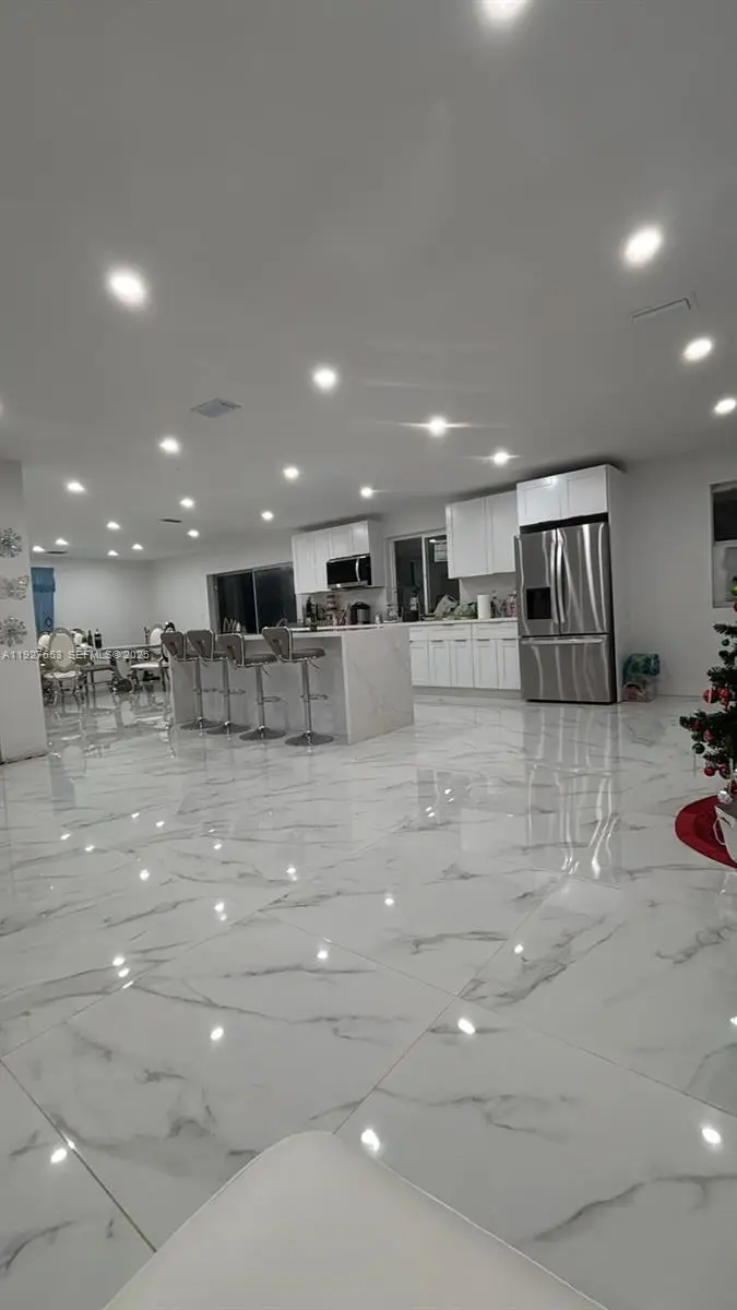 21160 SW 328th St, Homestead, FL 33030 - Image #2