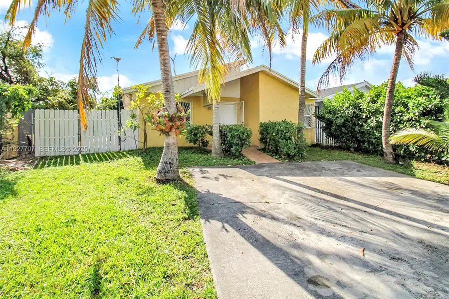 11324 SW 187th Ter, Miami, FL 33157 - Image #3