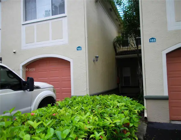 2493 Centergate Dr #102, Miramar, FL 33025