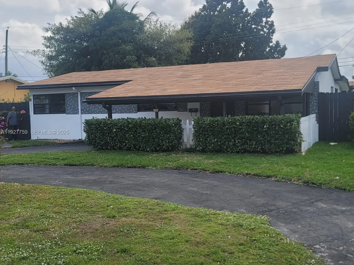 6750 Allen St, Hollywood, FL 33024 - Image #1