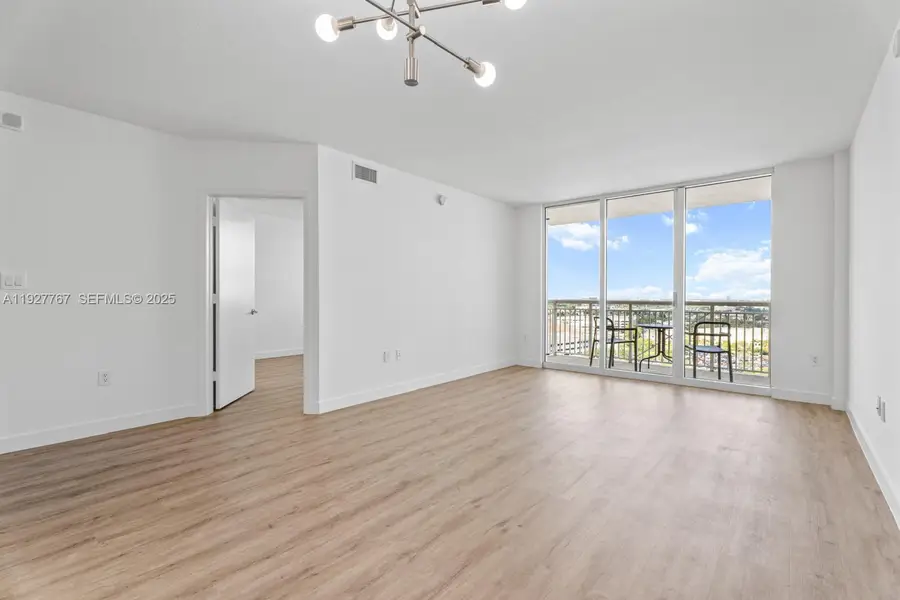 19501 W Country Club Dr #1710, Aventura, FL 33180 - Image #3