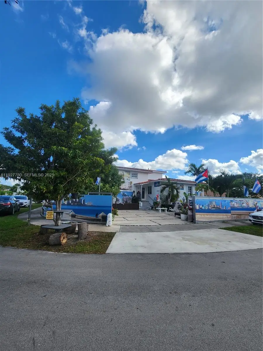 1645 SW 83rd Ct, Miami, FL 33155 - Image #2