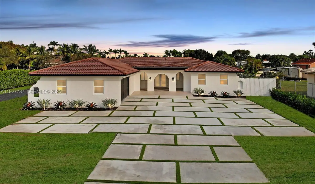 3801 SW 132nd Ave, Miami, FL 33175 - Image #1