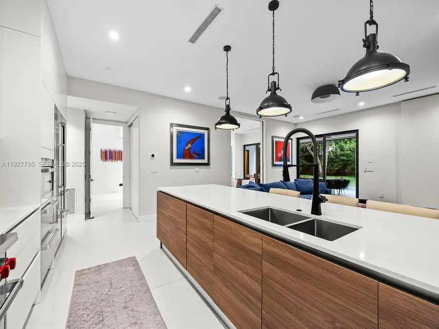 1760 Chucunantah Rd, Miami, FL 33133 - Image #3