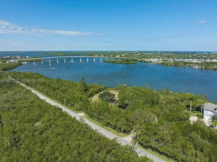 250 Live Oak Dr, Vero Beach, FL 32963 - Image #3
