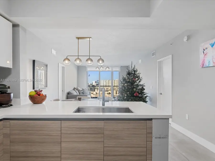 300 Sunny Isles Blvd #4-1405, Sunny Isles Beach, FL 33160 - Image #3