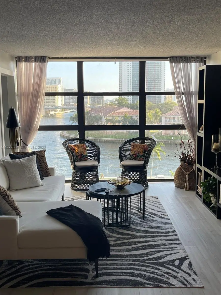 200 Leslie Dr #622, Hallandale Beach, FL 33009 - Image #1