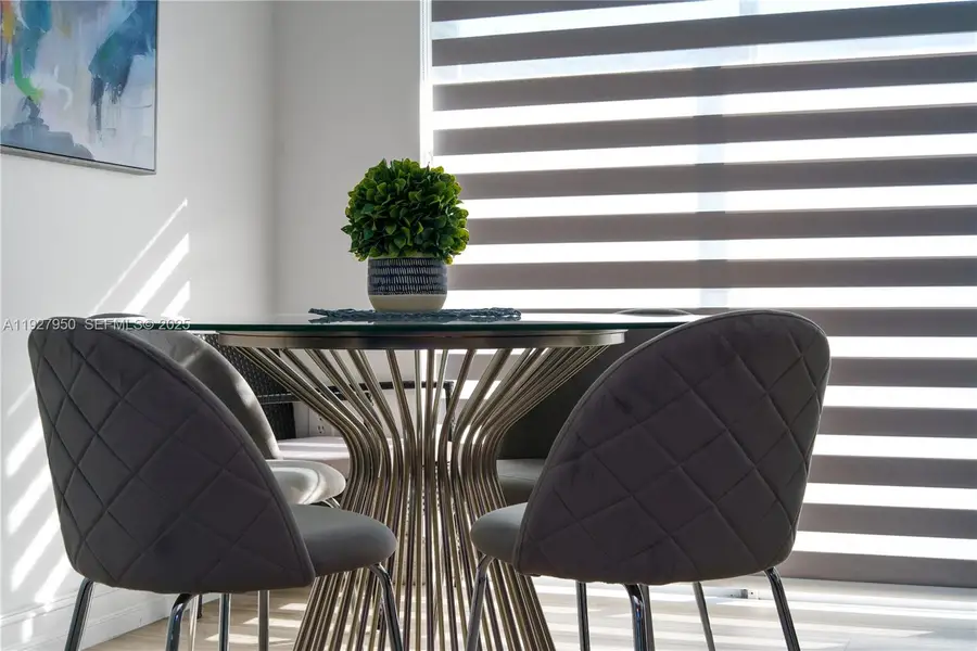 20075 SW 87th Pl, Cutler Bay, FL 33189 - Image #2