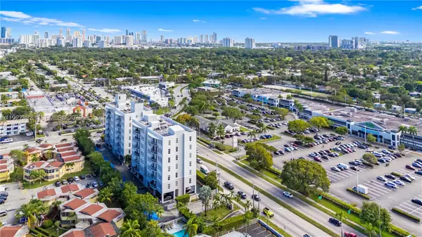 1789 NE Miami Gardens Dr #W403, Miami, FL 33179