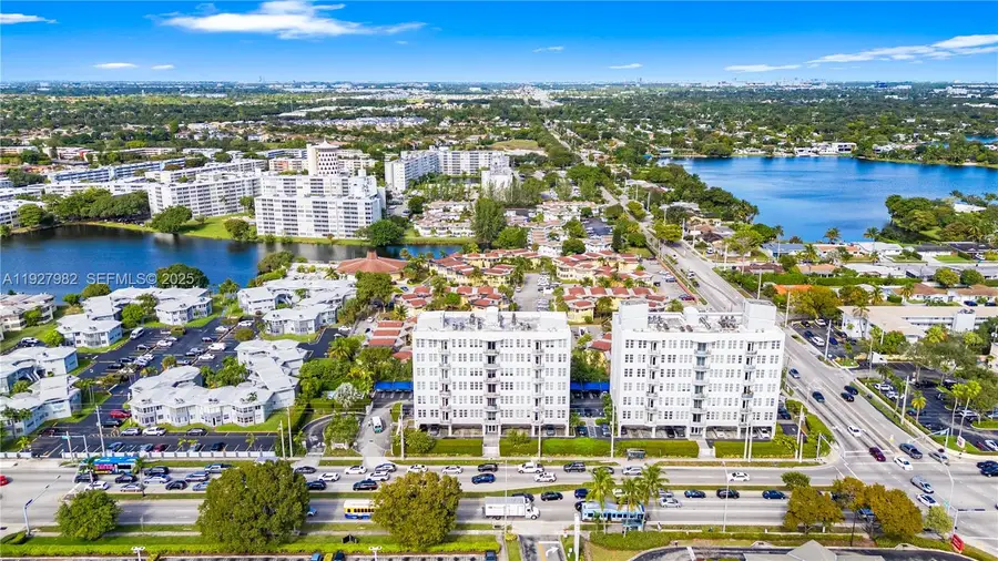 1789 NE Miami Gardens Dr #W403, Miami, FL 33179 - Image #2