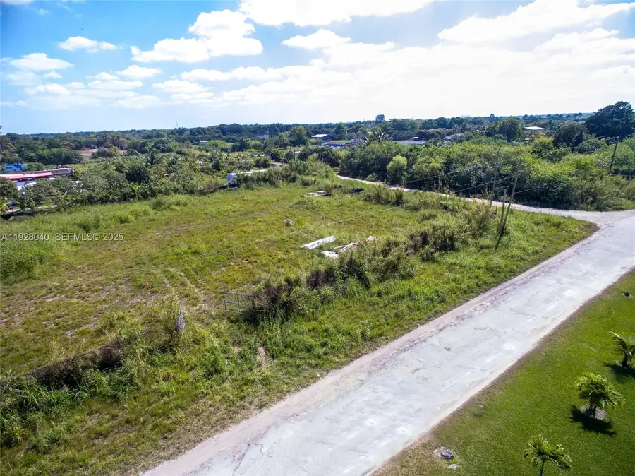 21151 SW 160th St, Miami, FL 33187 - Image #2