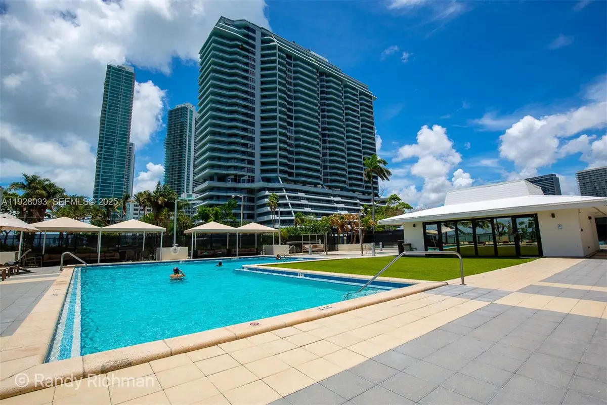 600 NE 36th St #720, Miami, FL 33137 - Image #1