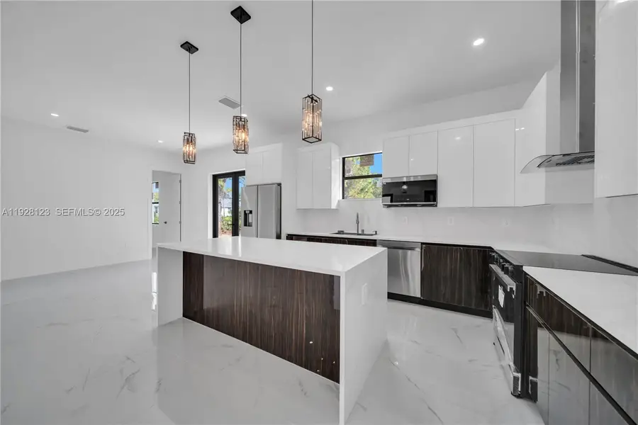 745 Chapman Ave S, Lehigh Acres, FL 33974 - Image #2