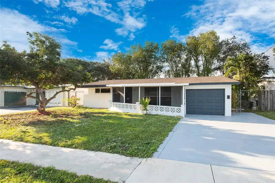 2311 NW 73rd Ave, Sunrise, FL 33313 - Image #2